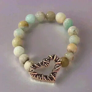 Delicate Stone Beads Hollow Heart Bracelet